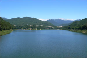 猿ヶ京温泉　赤谷湖