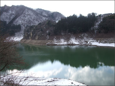 雪の赤谷湖